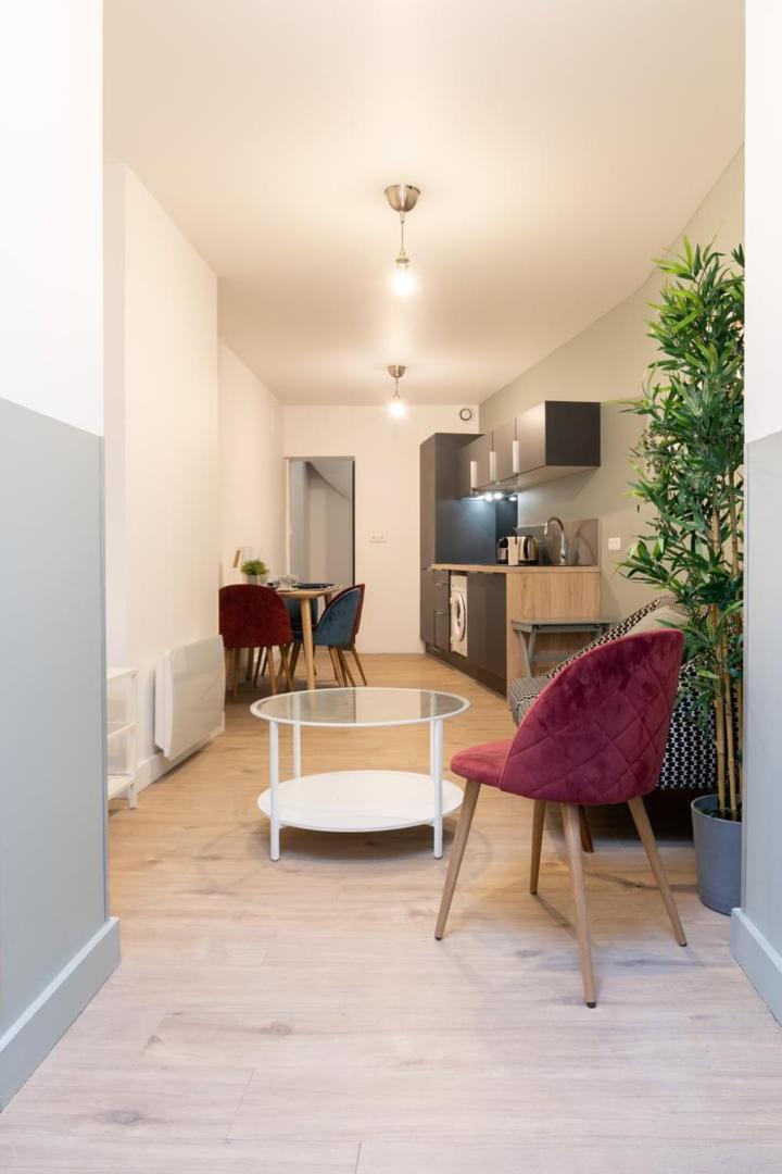 Lille Centre: 2Bed 2Bath Apartment! Dış mekan fotoğraf